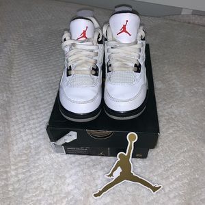 Nike Jordan 4 Retro - size 10.5c
